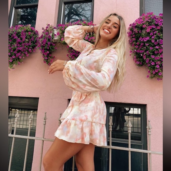 Chelsea & Violet Pastel Watercolor Balloon Sleeve Crop Blouse Wrap Skirt Set - Picture 9 of 14